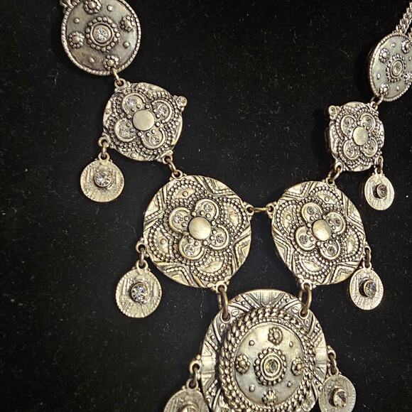 Chico's Jem Pendant Necklace - Picture 2 of 7